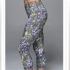 Lululemon Wunder Under Cropped Roll Down Floral Print Leggings